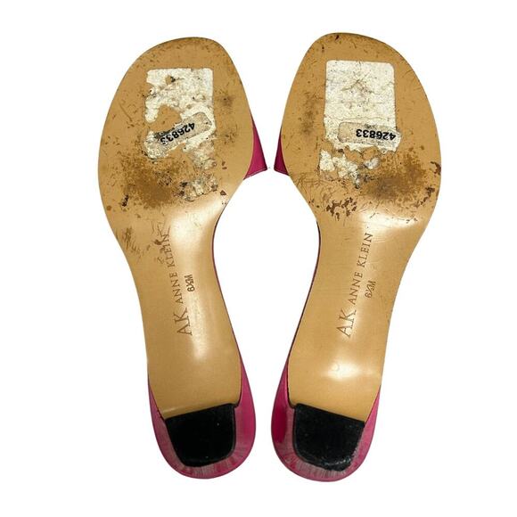 Vintage Anne Klein Kitten Heels - Picture 3 of 6